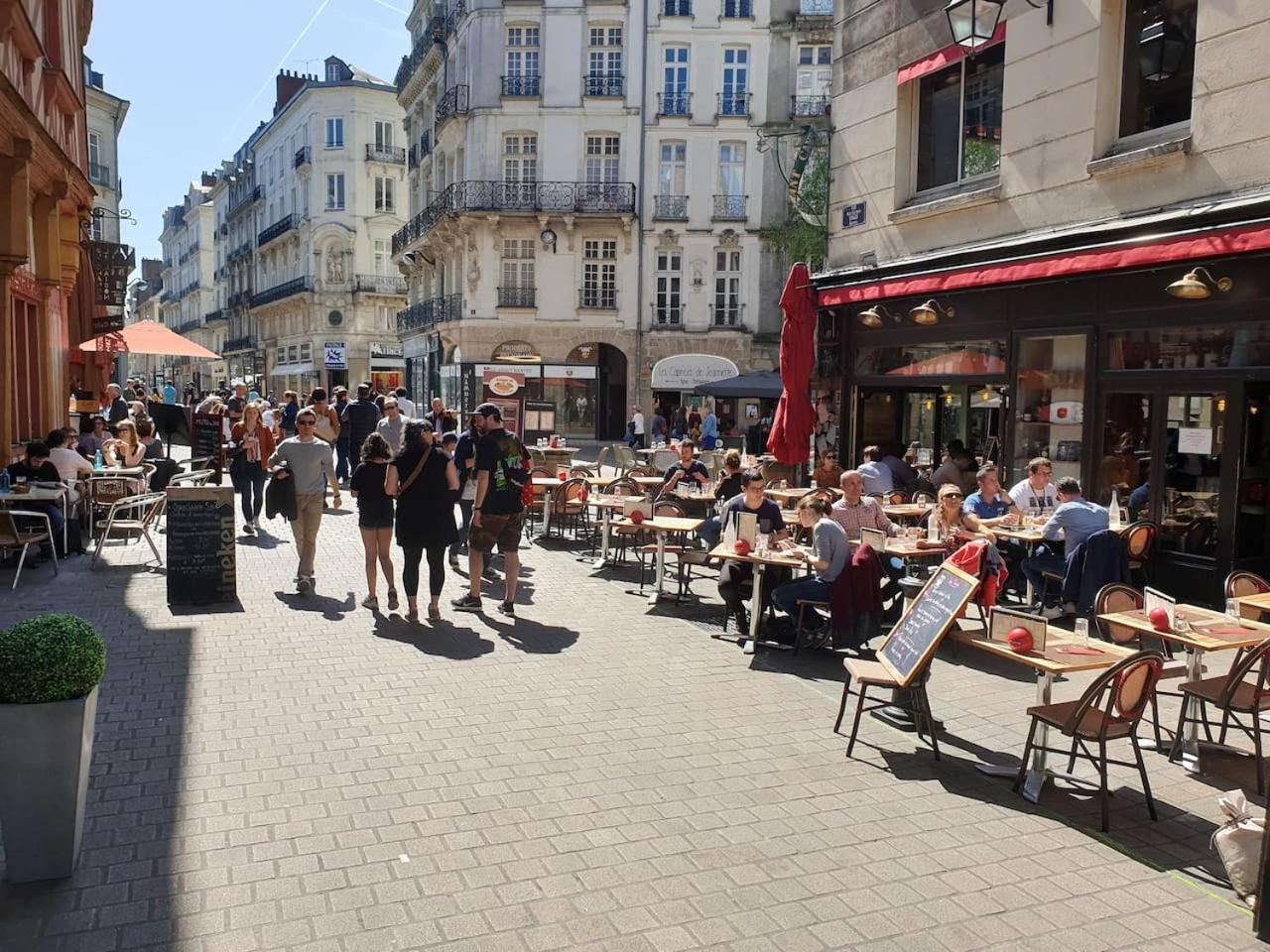 Apartamento Le nid des carmes Nantes Exterior foto